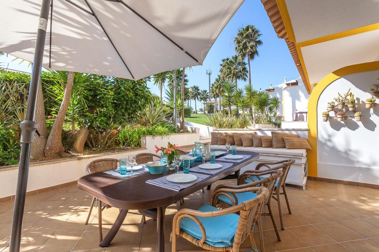 Decor N' Cozy Place For Families And Friends Guia  Exterior foto
