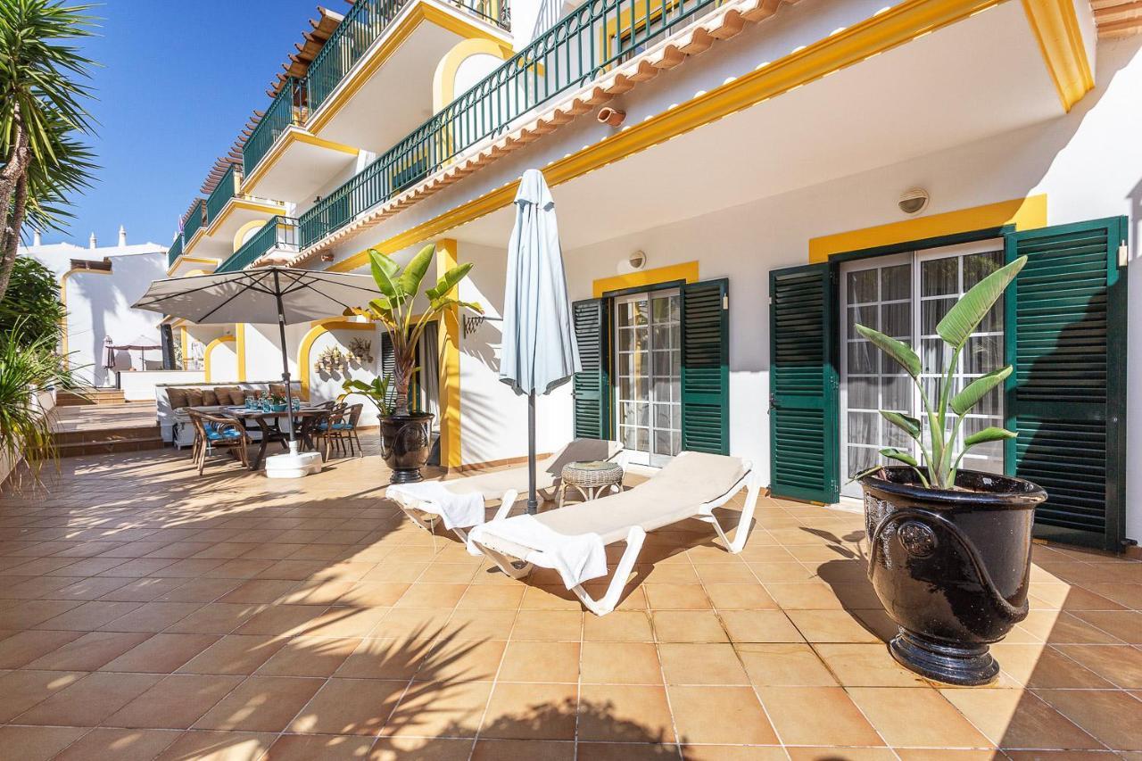 Decor N' Cozy Place For Families And Friends Guia  Exterior foto